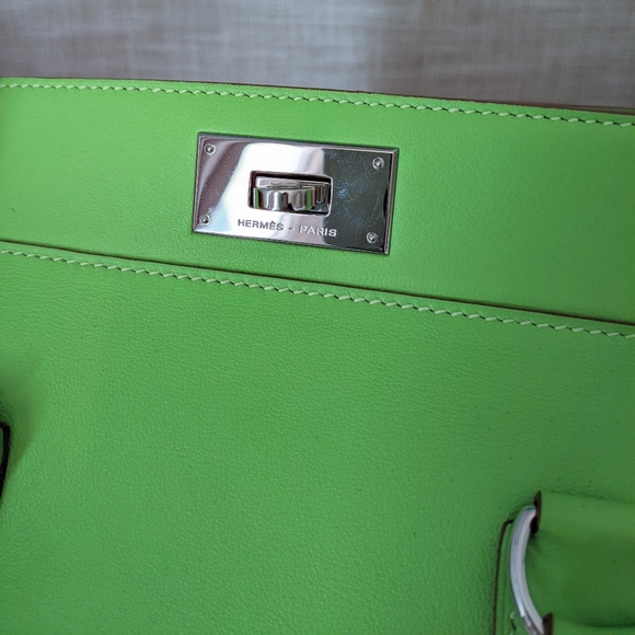 SOLD. Hermes Toolbox 20 - Picture 12 of 16